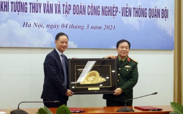 Đẩy mạnh hợp tác công nghệ thông tin giữa Tổng cục Khí tượng Thủy văn và Tập đoàn Viettel